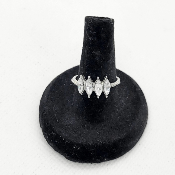 Silver Tone Marquise CZ Cut Ring Size 6 75 - Picture 1 of 5